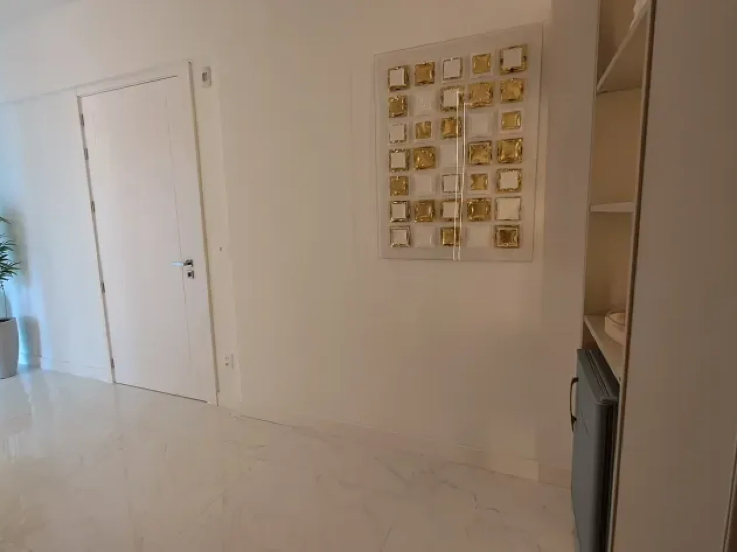 1736885658574