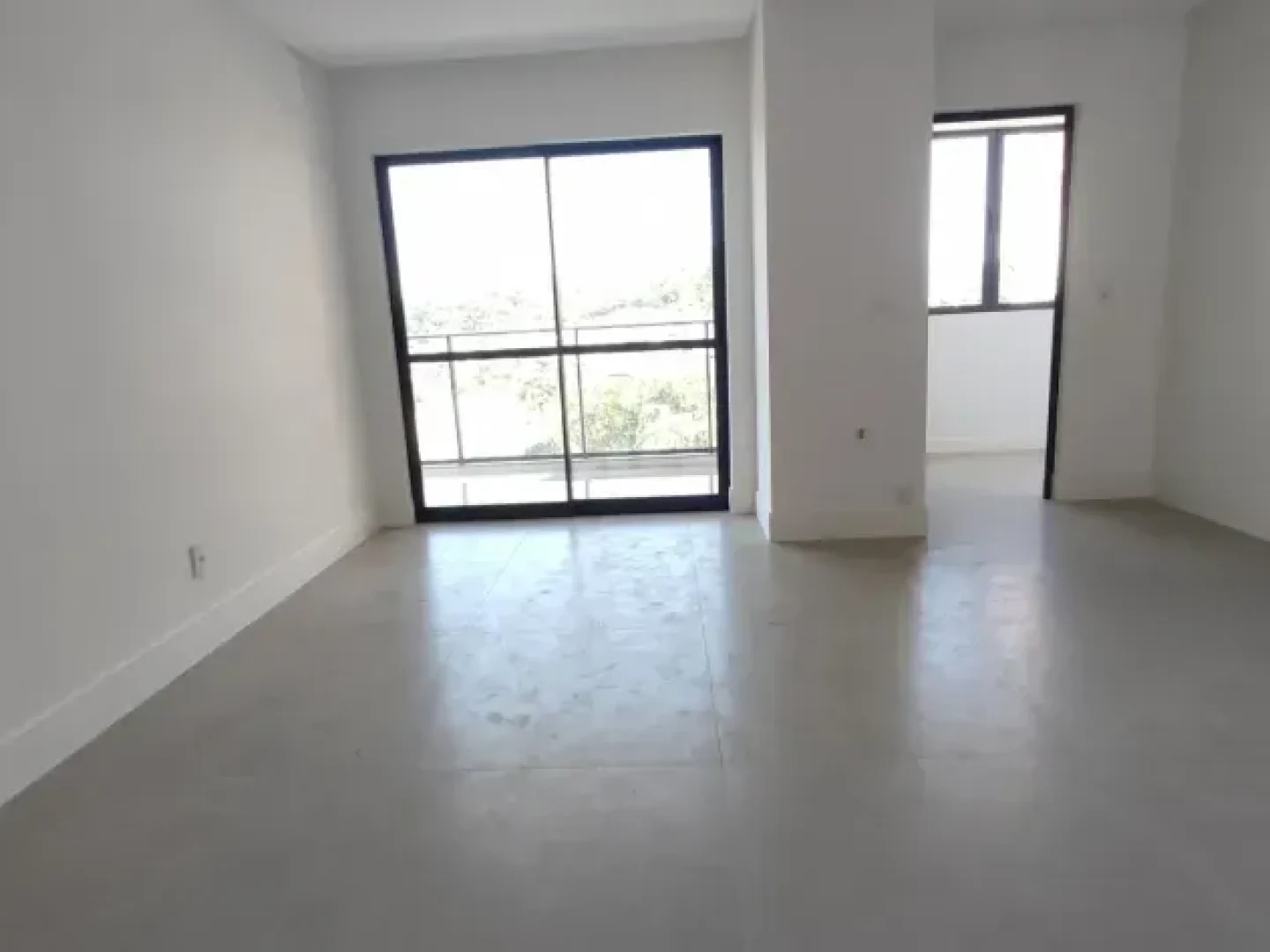 1744662258894 4
