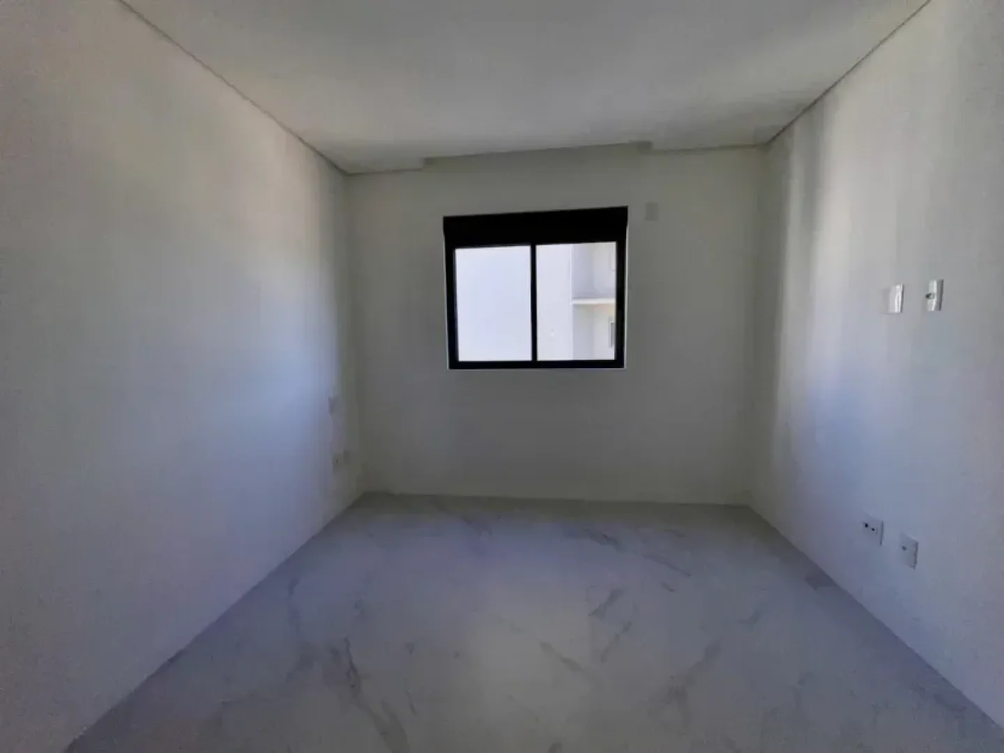 1758549032841